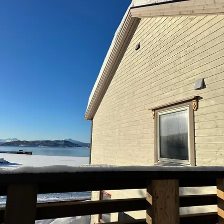 Apartmán House By The Fjord And Mountains *