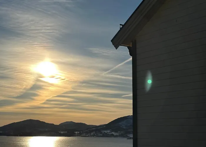 Apartmán House By The Fjord And Mountains
